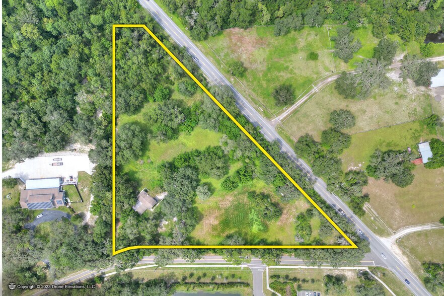 5226 Lithia Springs Road, Lithia, FL à vendre - Photo du bâtiment - Image 2 de 5