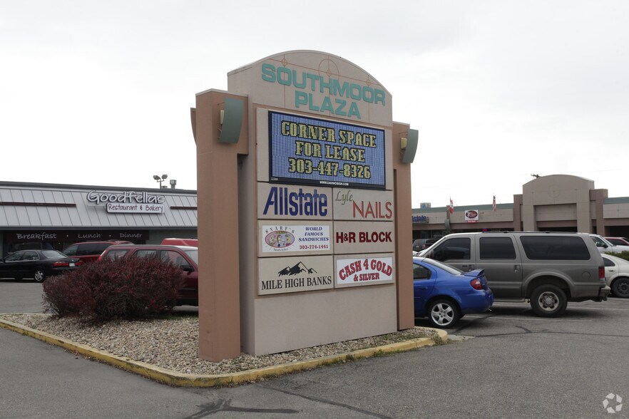 601-645 Ken Pratt Blvd, Longmont, CO à louer - Photo du bâtiment - Image 2 de 6