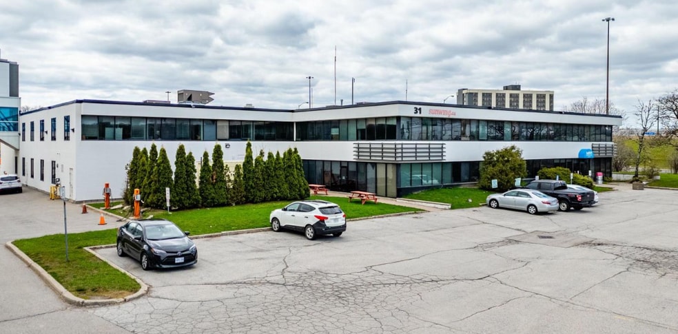 27 & 31 Fasken Drive portfolio of 2 properties for sale on LoopNet.ca - Primary Photo - Image 2 of 2