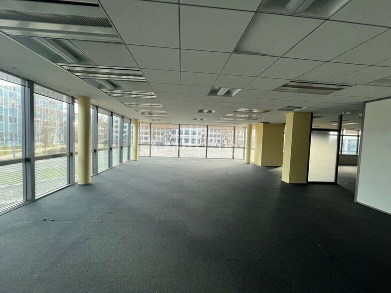 Office in Rungis for lease - Interior Photo - Image 3 of 6
