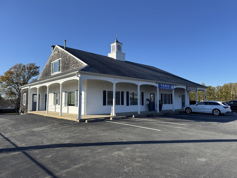 770 Aquidneck Ave, Middletown, RI for lease - Building Photo - Image 1 of 7