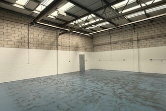 1-17 Kembrey Park, Swindon à louer Photo intérieure- Image 2 de 5