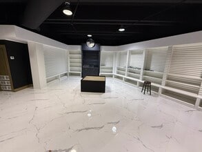 380 E 9th St, Hialeah, FL à louer Photo intérieure- Image 2 de 2