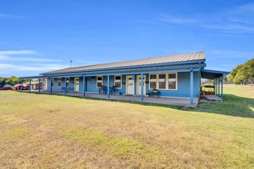 3841 Ledgestone Ln, Midlothian, TX à vendre - Photo du bâtiment - Image 3 de 12