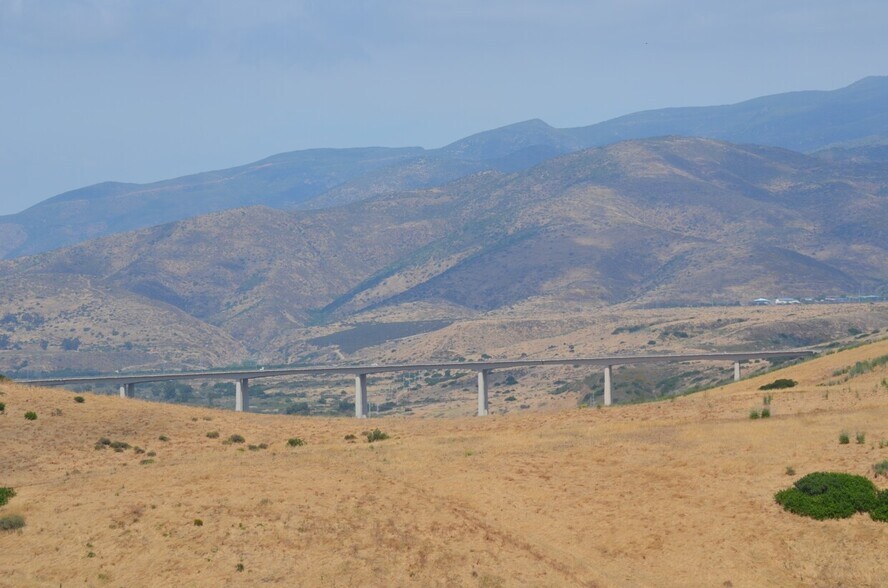 5662 Otay Valley Rd, Chula Vista, CA à vendre - Photo du bâtiment - Image 2 de 27