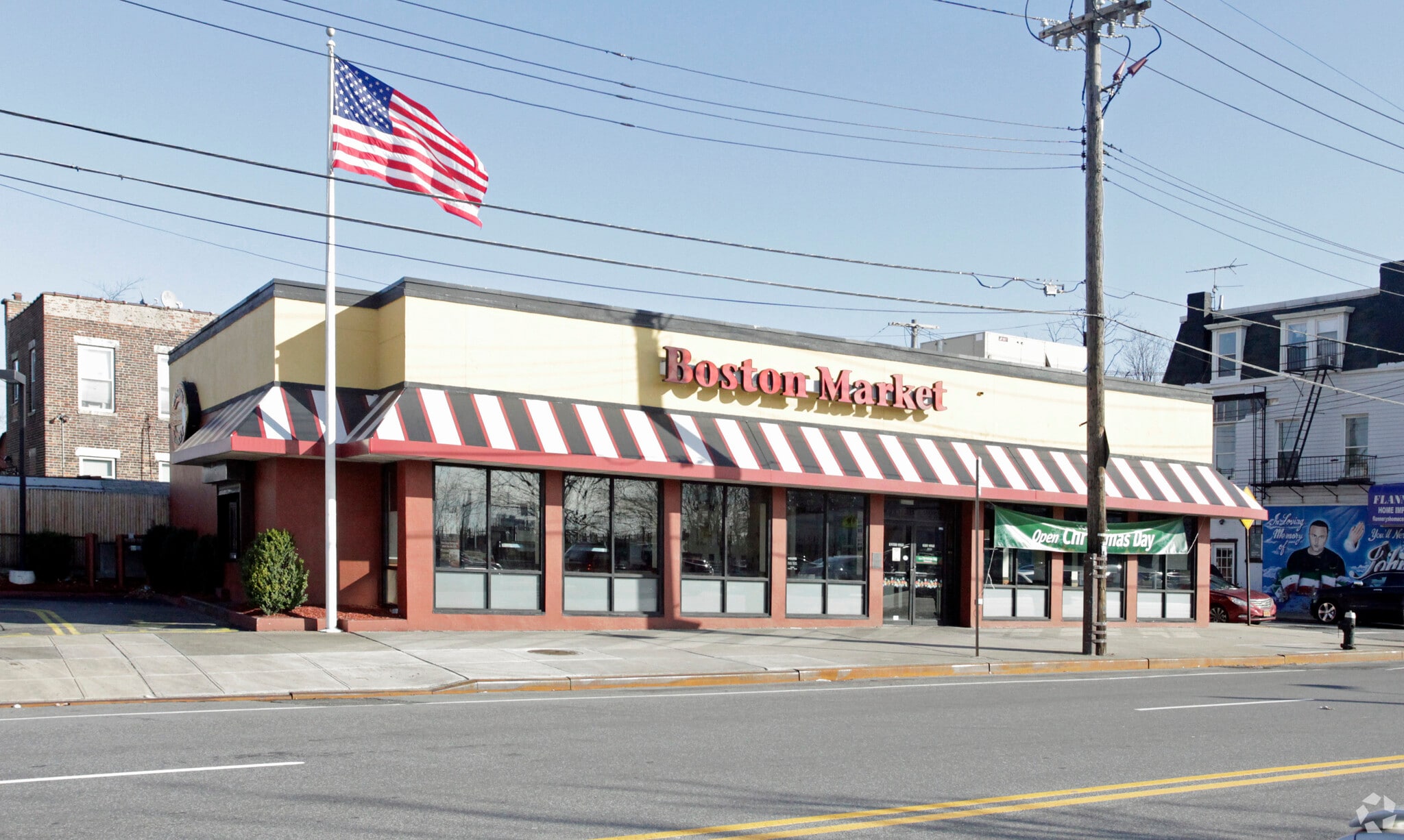 3371 E Tremont Ave, Bronx, NY for lease Building Photo- Image 1 of 3