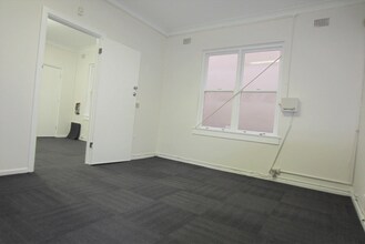 687 Pittwater Rd, Dee Why for lease Interior Photo- Image 2 of 4