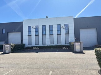 Plus de détails pour Local d'activités à louer