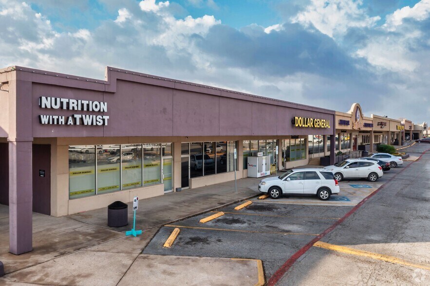 1400-1564 W Buckingham Rd, Garland, TX for lease - Building Photo - Image 2 of 8