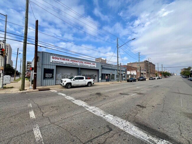 More details for 230 22nd St S, Birmingham, AL - Retail for Sale