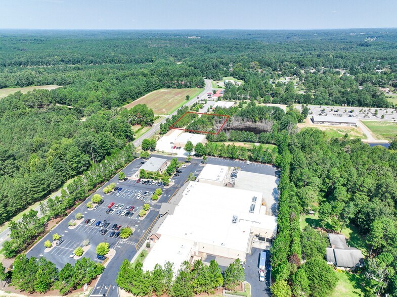 7475 NC Highway 22, Carthage, NC à vendre - Photo du bâtiment - Image 2 de 16