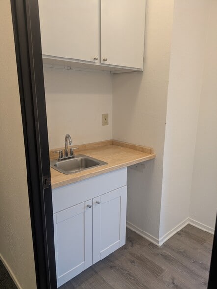 5321 Scotts Valley Dr, Scotts Valley, CA for lease - Building Photo - Image 3 of 30