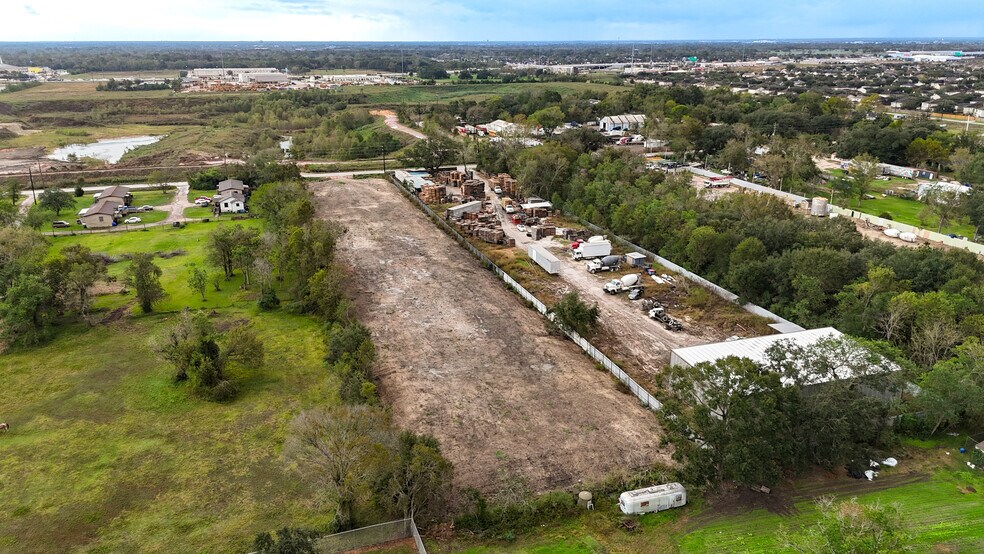4415 Schurmier Rd, Houston, TX à vendre - Photo du bâtiment - Image 3 de 9