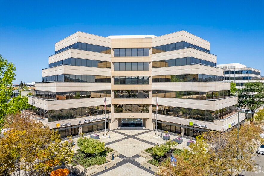 1850 Mt Diablo Blvd, Walnut Creek, CA à louer - Photo du bâtiment - Image 2 de 8