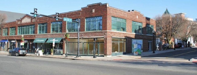 1 Marshall St, Norwalk, CT à louer - Photo du bâtiment - Image 1 de 6