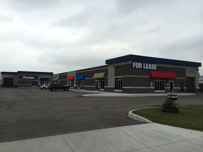 310 Croft Dr, Lakeshore, ON for lease - Building Photo - Image 1 of 6