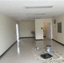 2088 Angelia M St, Fayetteville, NC for lease Interior Photo- Image 2 of 3