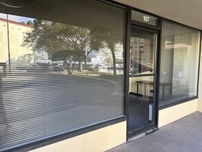 915 Middle River Dr, Fort Lauderdale, FL for lease Interior Photo- Image 1 of 1