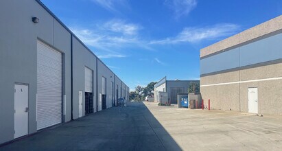 610 Gateway Center Way, San Diego, CA for lease Building Photo- Image 2 of 6
