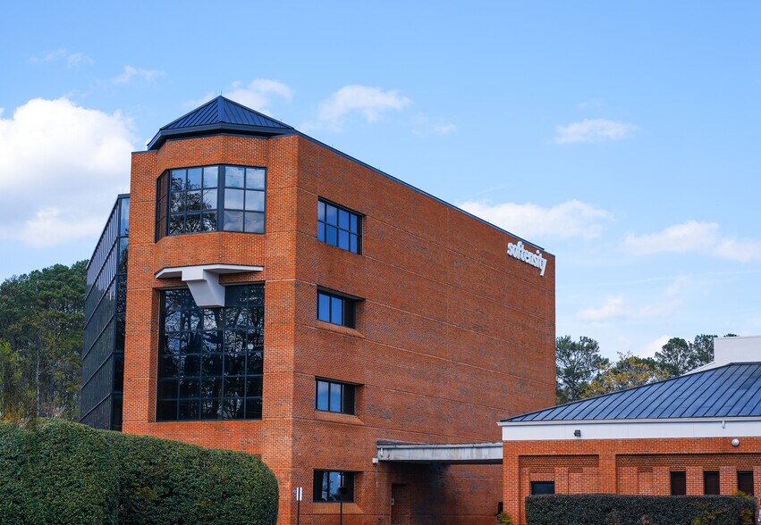 2265 Roswell Rd, Marietta, GA à louer - Photo du bâtiment - Image 1 de 48