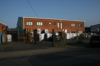 Plus de détails pour Gore Rd, New Milton - Industriel à louer