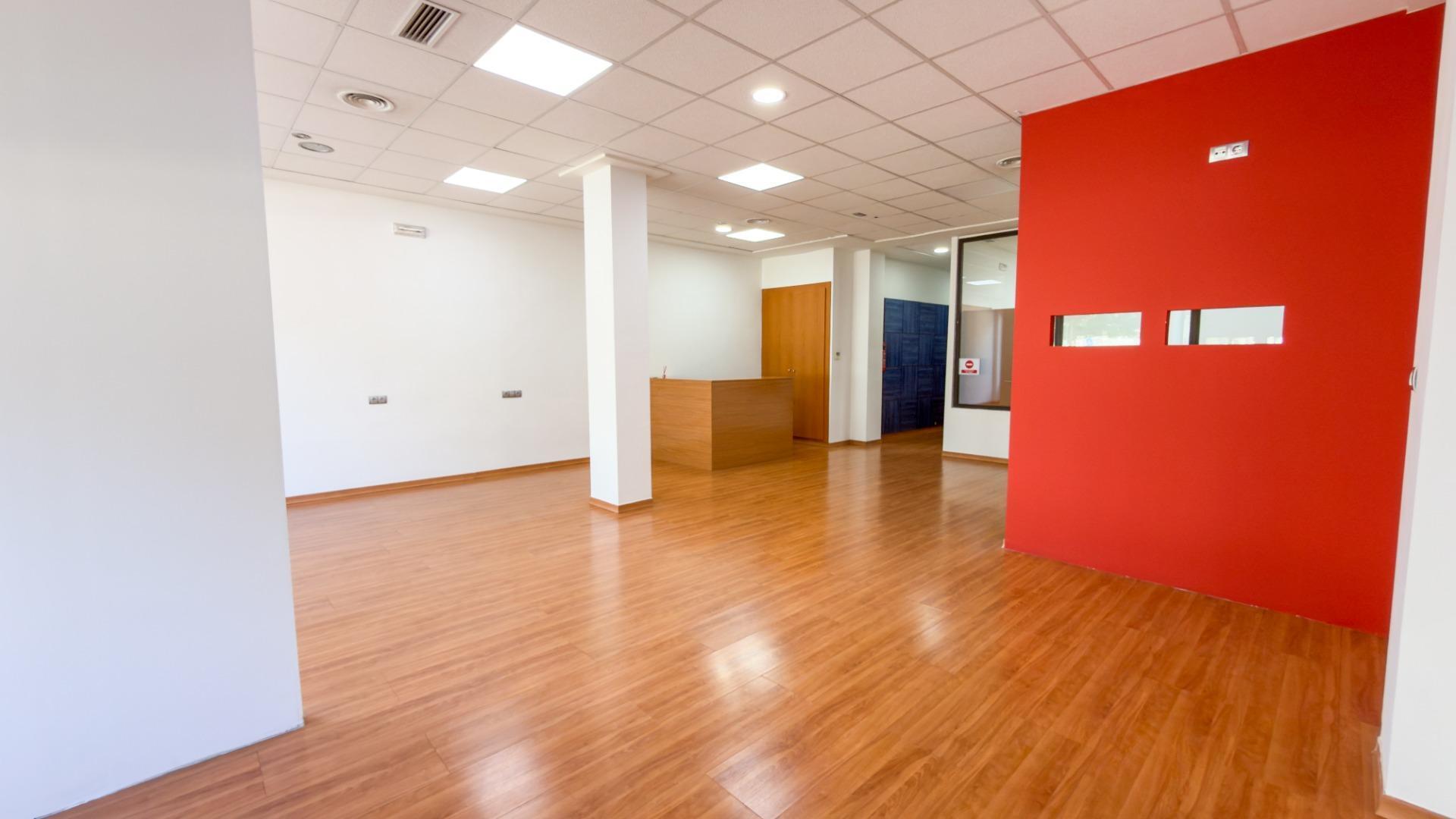 Retail in Cieza, Murcia for lease Building Photo- Image 1 of 15