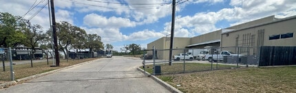 17114 Classen Rd, San Antonio, TX for lease Building Photo- Image 1 of 7