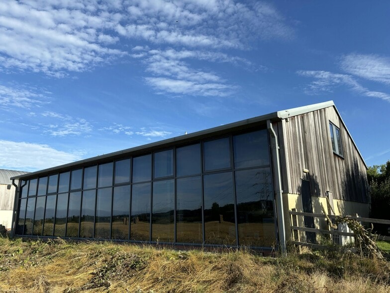Eynsham Rd, Oxford à louer - Photo du bâtiment - Image 1 de 2
