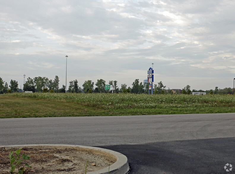 Towne Center Blvd, Van Wert, OH for lease - Building Photo - Image 2 of 2