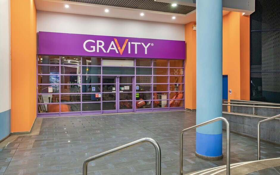 Bridge St, Luton à louer - Photo du bâtiment - Image 2 de 21