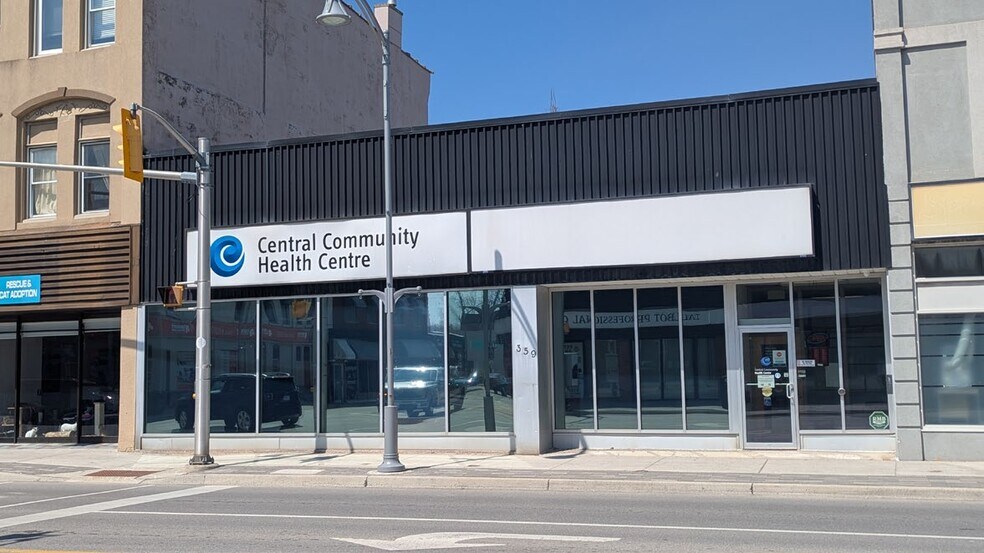 361 Talbot St, St Thomas, ON à vendre - Photo du bâtiment - Image 2 de 16