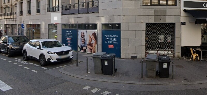 Office in Lyon for sale Building Photo- Image 1 of 4
