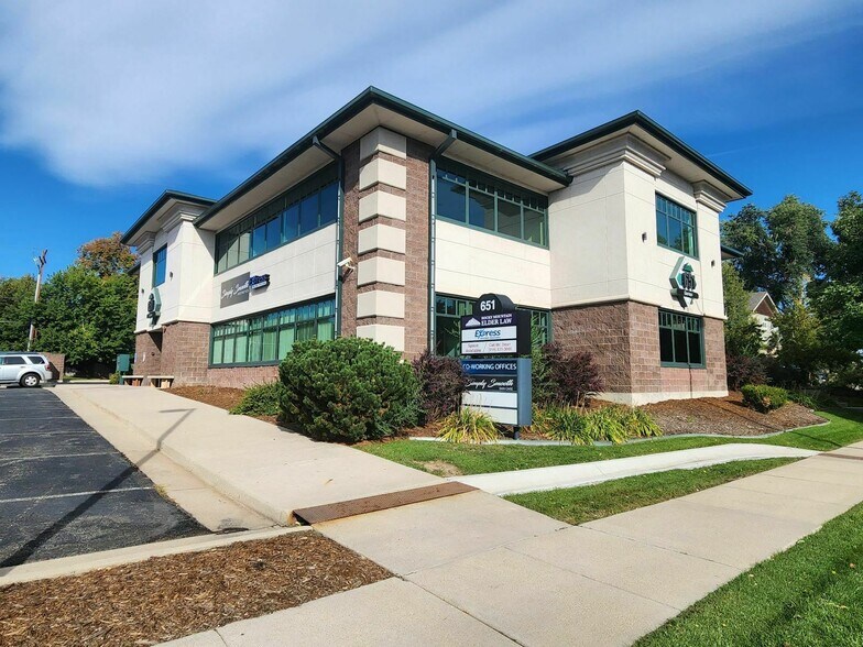 651 Garrison St, Lakewood, CO à louer - Photo du bâtiment - Image 2 de 4