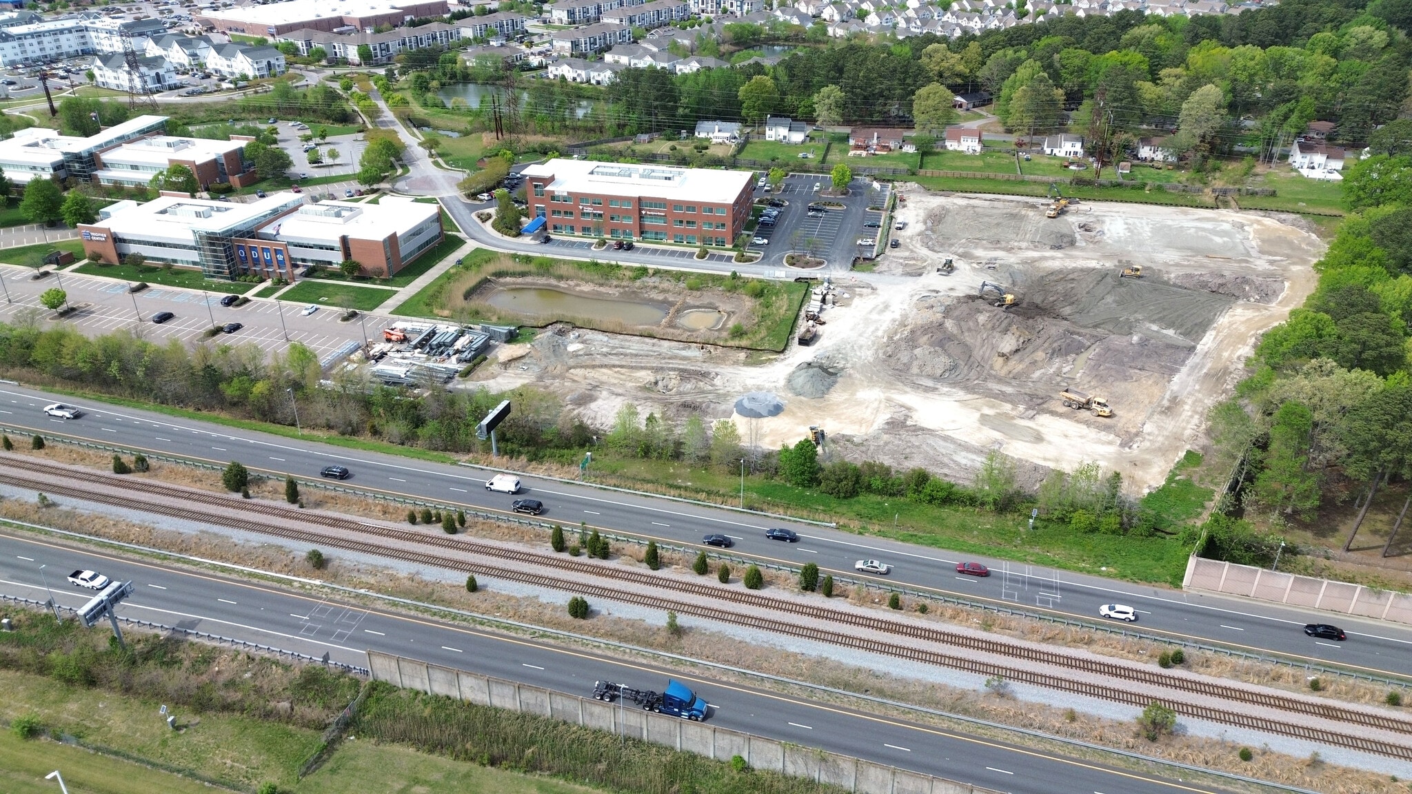 1050 University Blvd, Portsmouth, VA for lease Primary Photo- Image 1 of 4