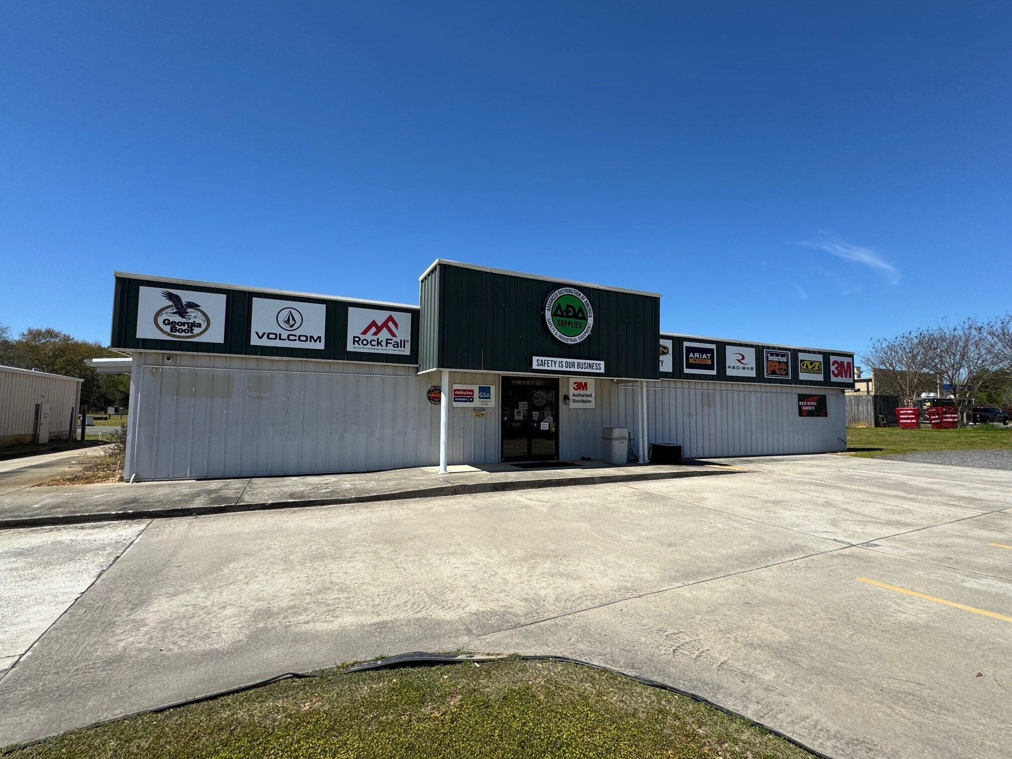 205 Old Perry Rd, Bonaire, GA for lease Building Photo- Image 1 of 8