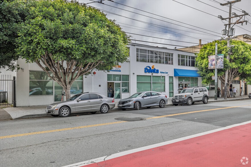 2761-2765 16th St, San Francisco, CA for lease - Building Photo - Image 2 of 12