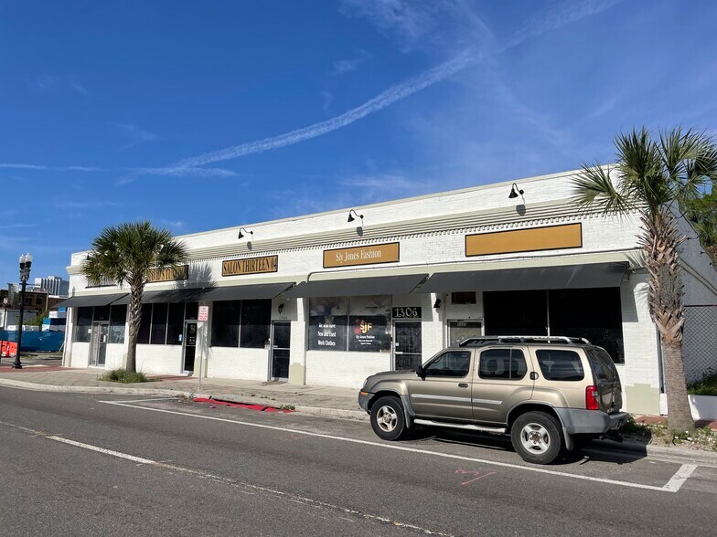 1300-1310 N Main St, Jacksonville, FL for lease - Building Photo - Image 1 of 5