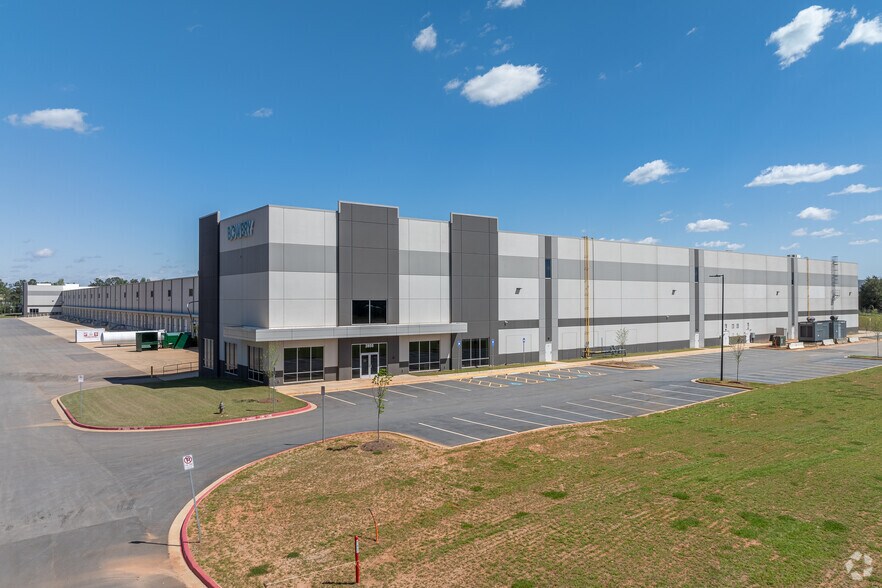 2855 Highway 42 S, Locust Grove, GA à louer - Photo du bâtiment - Image 1 de 9