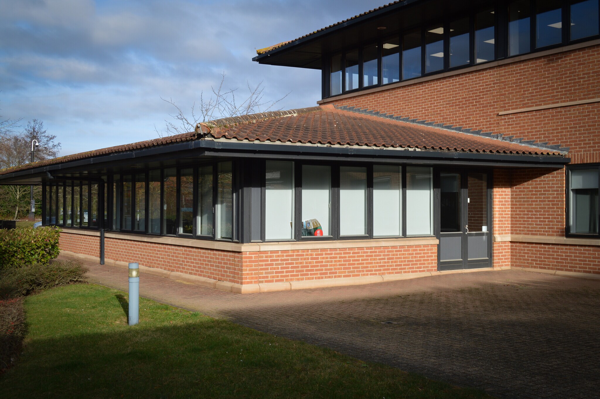 31-49 Caldecotte Lake Dr, Milton Keynes à louer Photo du bâtiment- Image 1 de 7