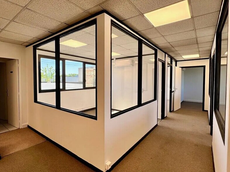 Bureau dans Antony à louer - Photo intérieure - Image 3 de 9