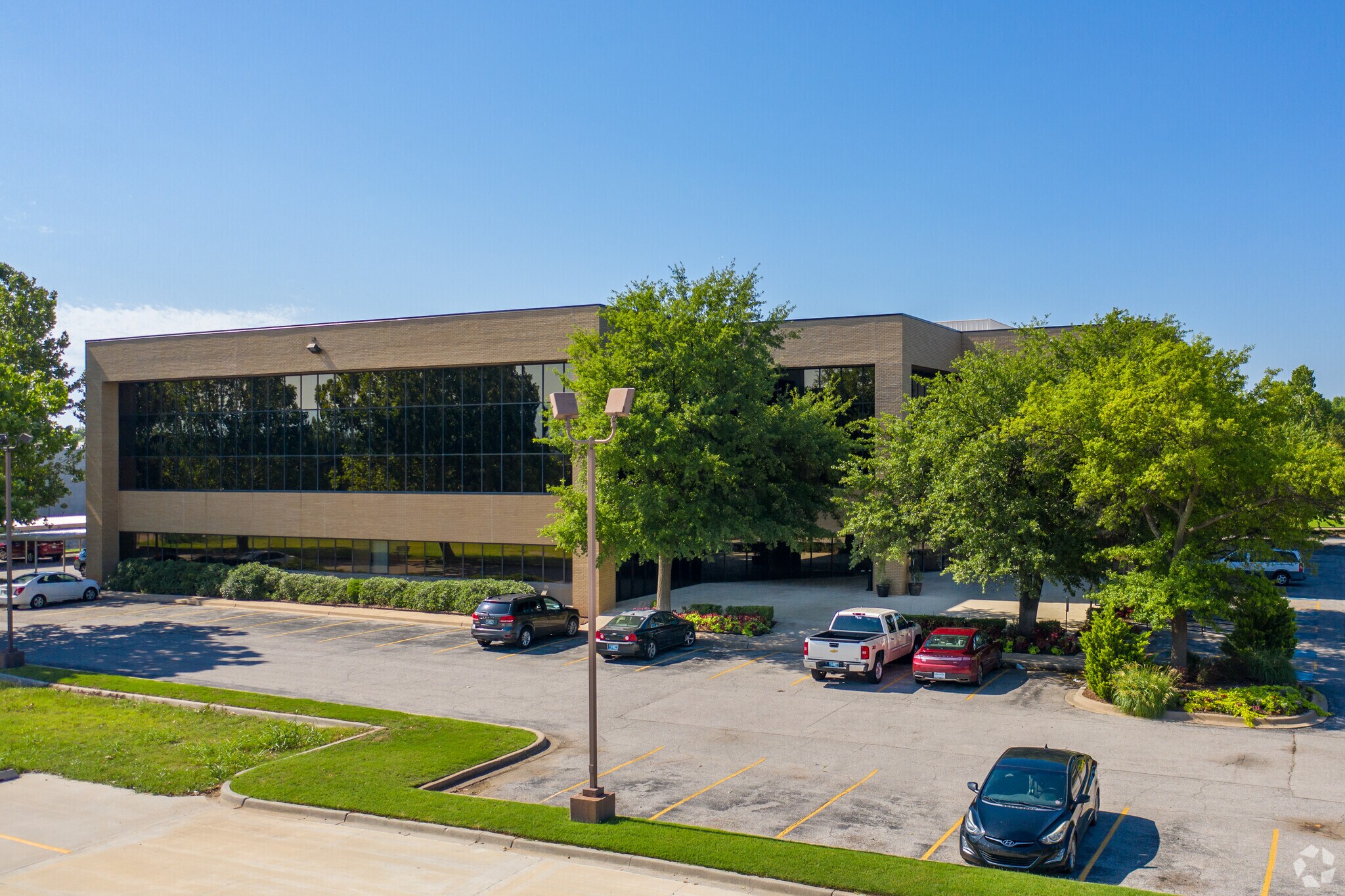 4101 Perimeter Center Dr, Oklahoma City, OK à vendre Photo principale- Image 1 de 23