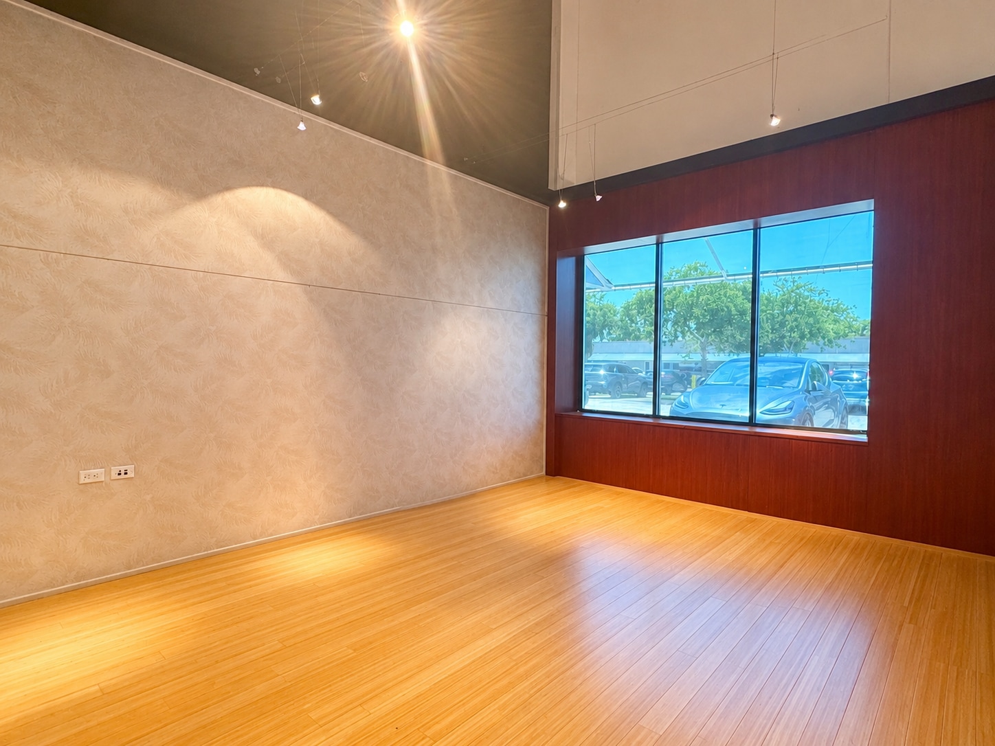 1113 19th St, Vero Beach, FL for lease Primary Photo- Image 1 of 8