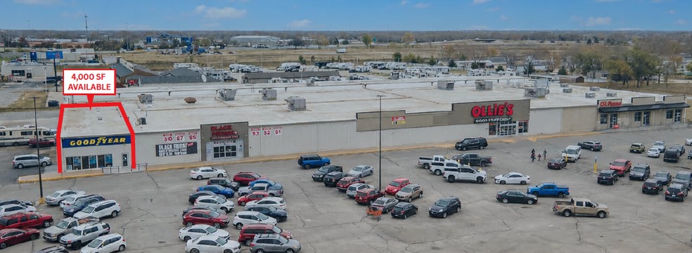 4830-4958 S Broadway St, Wichita, KS for lease - Building Photo - Image 3 of 8