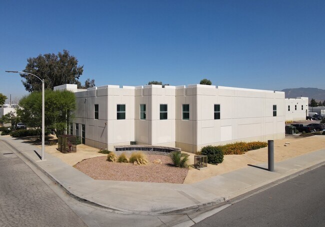 More details for 280 Drake Dr, San Bernardino, CA - Industrial for Sale