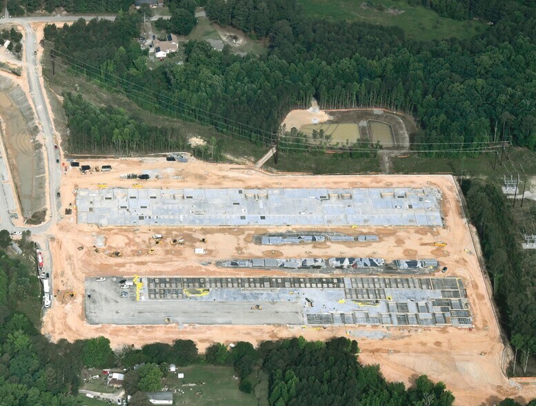 2910 Lowell Rd, Apex, NC à louer - Photo du bâtiment - Image 2 de 10