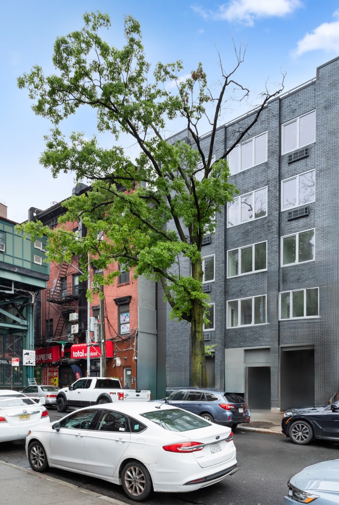 170 Marcy Ave, Brooklyn, NY for lease Primary Photo- Image 1 of 7