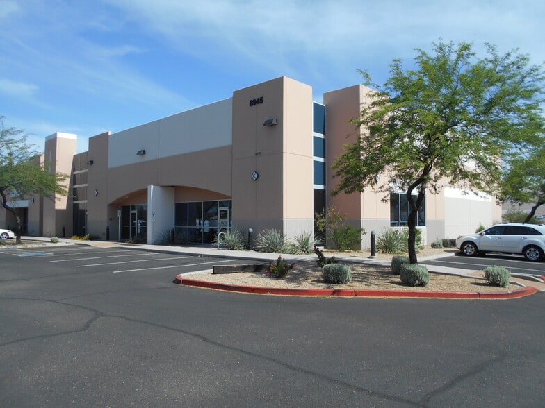 8945 W Bloomfield Rd, Peoria, AZ for lease - Building Photo - Image 2 of 8
