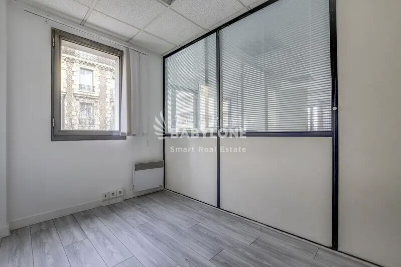 Office in Boulogne-Billancourt for lease Interior Photo- Image 1 of 6