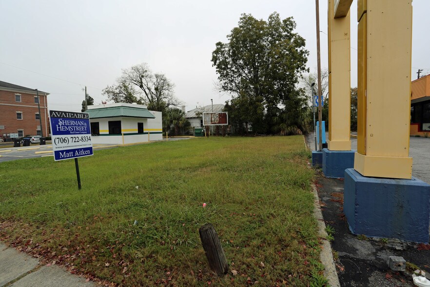 915 Laney Walker Blvd, Augusta, GA à vendre - Photo du bâtiment - Image 3 de 3