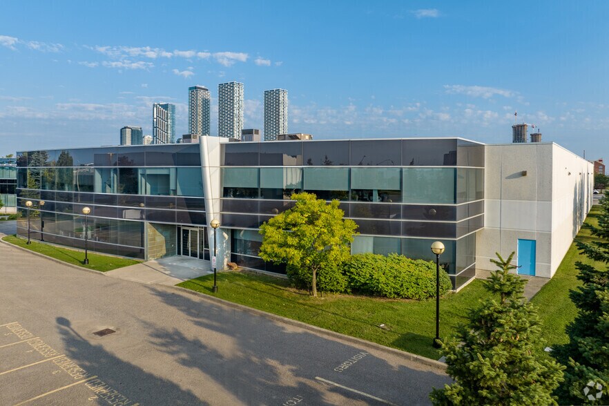 309 Pennsylvania Ave, Vaughan, ON à vendre - Photo du bâtiment - Image 1 de 1